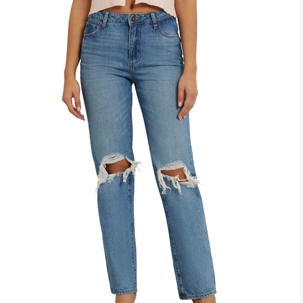 GUESS “DANNY” High Rise Relaxed Straight Leg Jeans